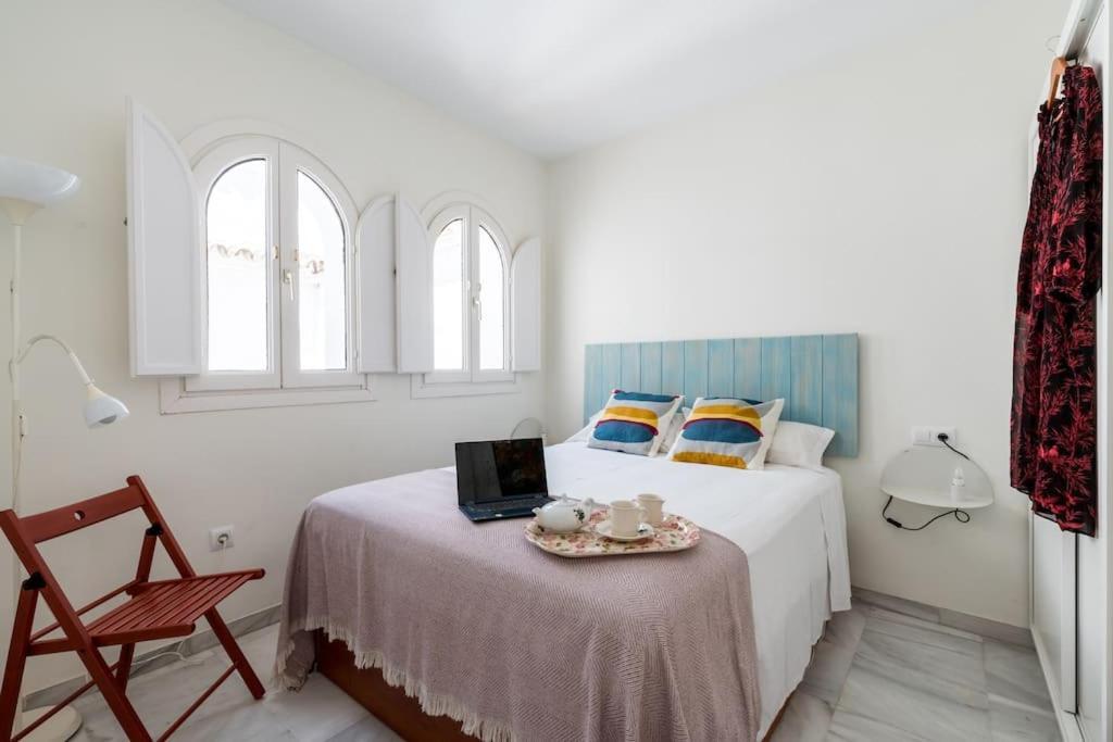 Apartamentos Rg, San Vicente 22 Sevilla Exteriör bild