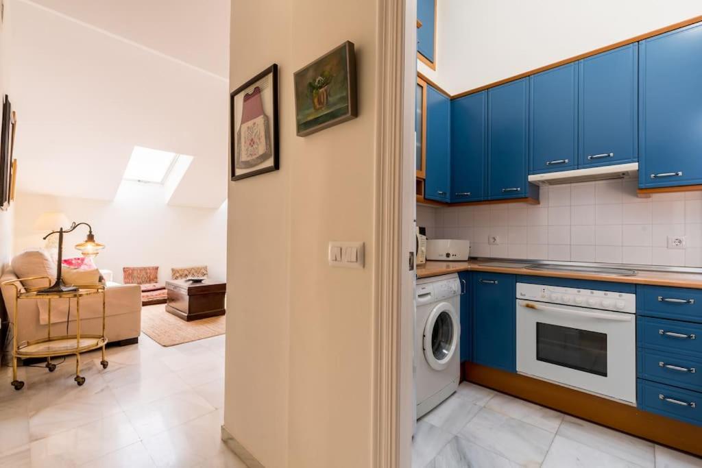Apartamentos Rg, San Vicente 22 Sevilla Exteriör bild